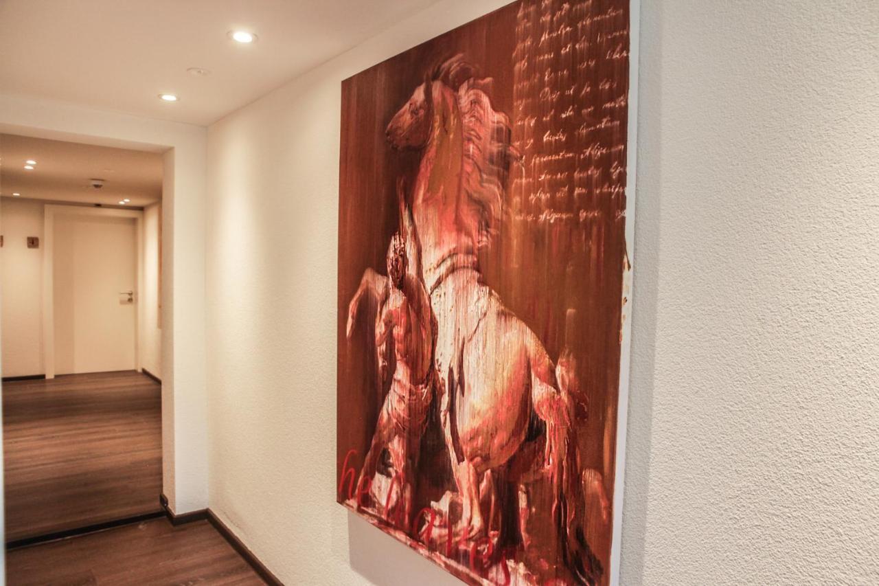 Dihei - Hotel, Lounge, Bar ดูเบนดอร์ฟ ภายนอก รูปภาพ